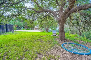 8132 Breeze Way, Jonestown, TX 78645 - Photo 37