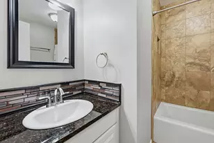 1210 Windsor Rd, Austin, TX 78703 - Photo 23