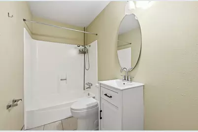 2124 Burton Drive #204, Austin, TX 78741 - Photo 19