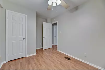 2712 Whitis Avenue #B, Austin, TX 78705 - Photo 9