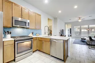 5400 Daimler Dr, Austin, TX 78744 - Photo 1