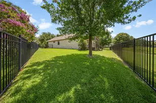 738 Bent Wood Pl, Round Rock, TX 78665 - Photo 37