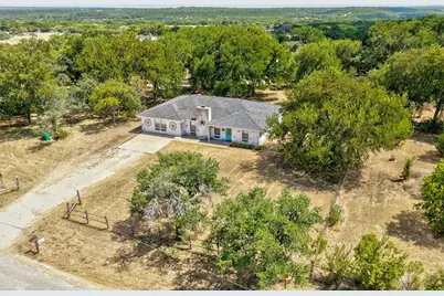 452 County Road 3081, Lampasas, TX 76550 - Photo 1