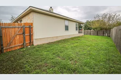 111 Carriage Way, Kyle, TX 78640 - Photo 19