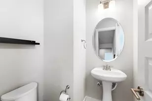 1925 Teagle Dr, Austin, TX 78741 - Photo 9