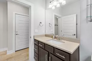 1925 Teagle Dr, Austin, TX 78741 - Photo 13