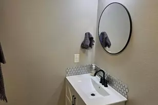 2600 Penny Ln, Austin, TX 78757 - Photo 11