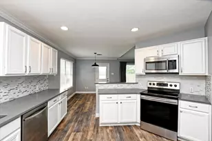 2307 Logan Dr, Round Rock, TX 78664 - Photo 9