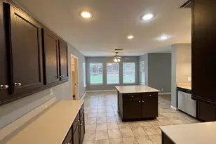 1825 Red Rock Dr, Round Rock, TX 78665 - Photo 9