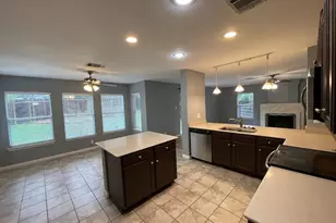 1825 Red Rock Dr, Round Rock, TX 78665 - Photo 11