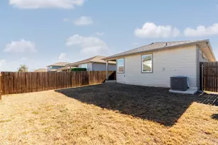 220 Fairfax Ave, San Marcos, TX 78666 - Photo 27
