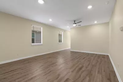 220 Fairfax Avenue, San Marcos, TX 78666 - Photo 9