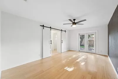 10229 Missel Thrush Drive, Austin, TX 78750 - Photo 15