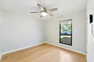 10229 Missel Thrush Dr, Austin, TX 78750 - Photo 19