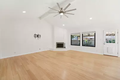 10229 Missel Thrush Drive, Austin, TX 78750 - Photo 5