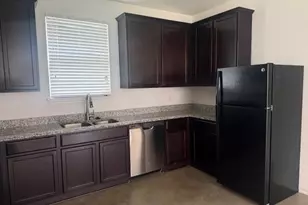 803 Hallie Cove, Lockhart, TX 78644 - Photo 5