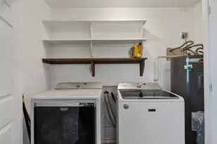 316 Holly Dr, Caldwell, TX 77836 - Photo 17