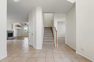 13125 Appaloosa Chase Dr, Austin, TX 78732 - Photo 5