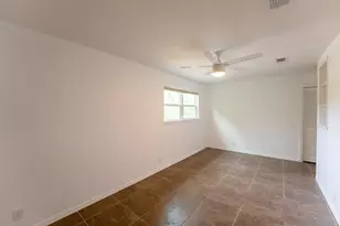 1307 Berkshire Dr, Austin, TX 78723 - Photo 33