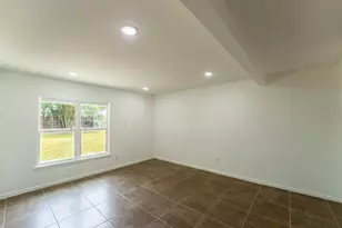 1307 Berkshire Dr, Austin, TX 78723 - Photo 9