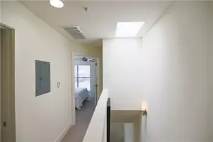 711 W 32nd St, Austin, TX 78705 - Photo 11