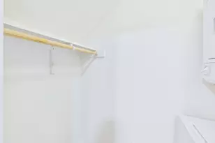 711 W 32nd St, Austin, TX 78705 - Photo 9