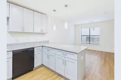 711 W 32nd Street #116, Austin, TX 78705 - Photo 7