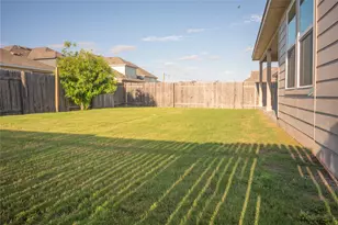 423 Bluejack Wy, Hutto, TX 78634 - Photo 23