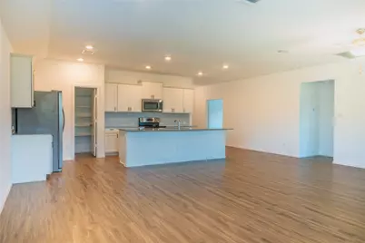 423 Bluejack Way, Hutto, TX 78634 - Photo 7