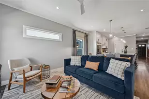 2017 Applewood Dr, Lockhart, TX 78644 - Photo 13