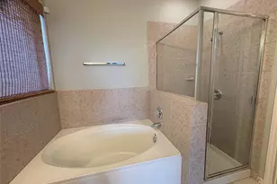 13121 Appaloosa Chase Dr, Austin, TX 78732 - Photo 19