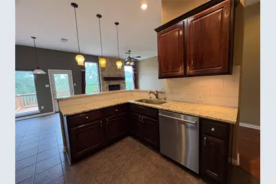 13121 Appaloosa Chase Drive, Austin, TX 78732 - Photo 11