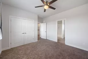313 Escondido Dr, Georgetown, TX 78633 - Photo 29
