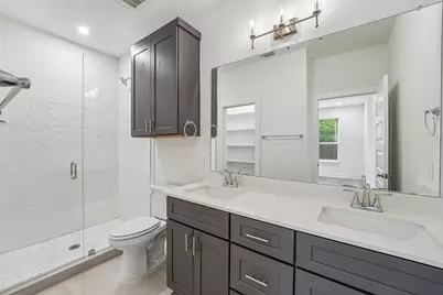 200 W 56th Street #2103, Austin, TX 78751 - Photo 15