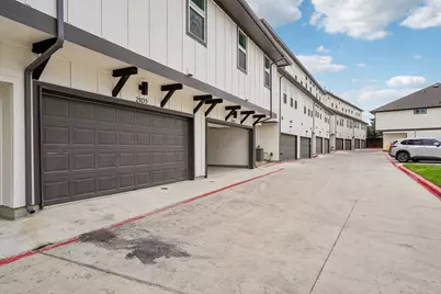 200 W 56th Street #2103, Austin, TX 78751 - Photo 11
