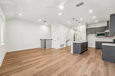 200 W 56th Street #2103, Austin, TX 78751 - Photo 13