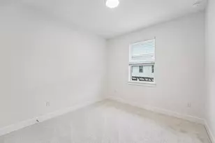 200 W 56th St, Austin, TX 78751 - Photo 17