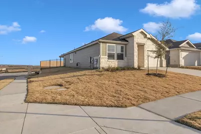 5028 Hazelnut Lane, Del Valle, TX 78617 - Photo 3