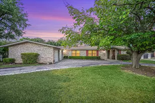 1004 Biscayne Cove SW, Lakeway, TX 78734 - Photo 1