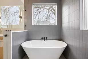 3019 Garwood St, Austin, TX 78702 - Photo 15