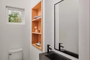 3019 Garwood St, Austin, TX 78702 - Photo 9