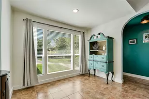 4702 Crest Oak Rd, Austin, TX 78744 - Photo 5