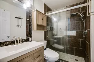 4702 Crest Oak Rd, Austin, TX 78744 - Photo 11