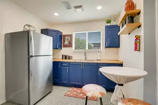 4702 Crest Oak Rd, Austin, TX 78744 - Photo 19