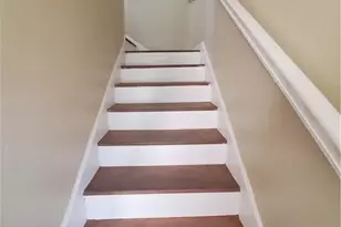 918 E 37th St, Austin, TX 78705 - Photo 9