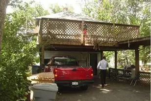 918 E 37th St, Austin, TX 78705 - Photo 13