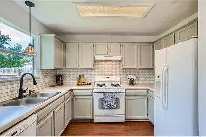 13431 Athens Trail, Austin, TX 78729 - Photo 9