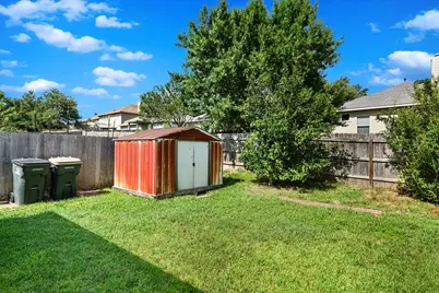 157 Maplewood N, Kyle, TX 78640 - Photo 5