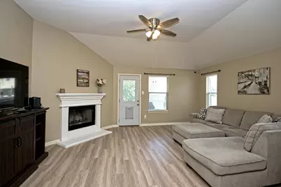 157 Maplewood N, Kyle, TX 78640 - Photo 11