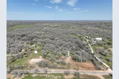 921 Roosevelt Road, Luling, TX 78648 - Photo 5